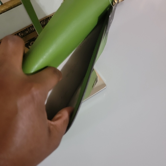 Kate Spade Flap Saffiano leather crossbody - Picture 6 of 8